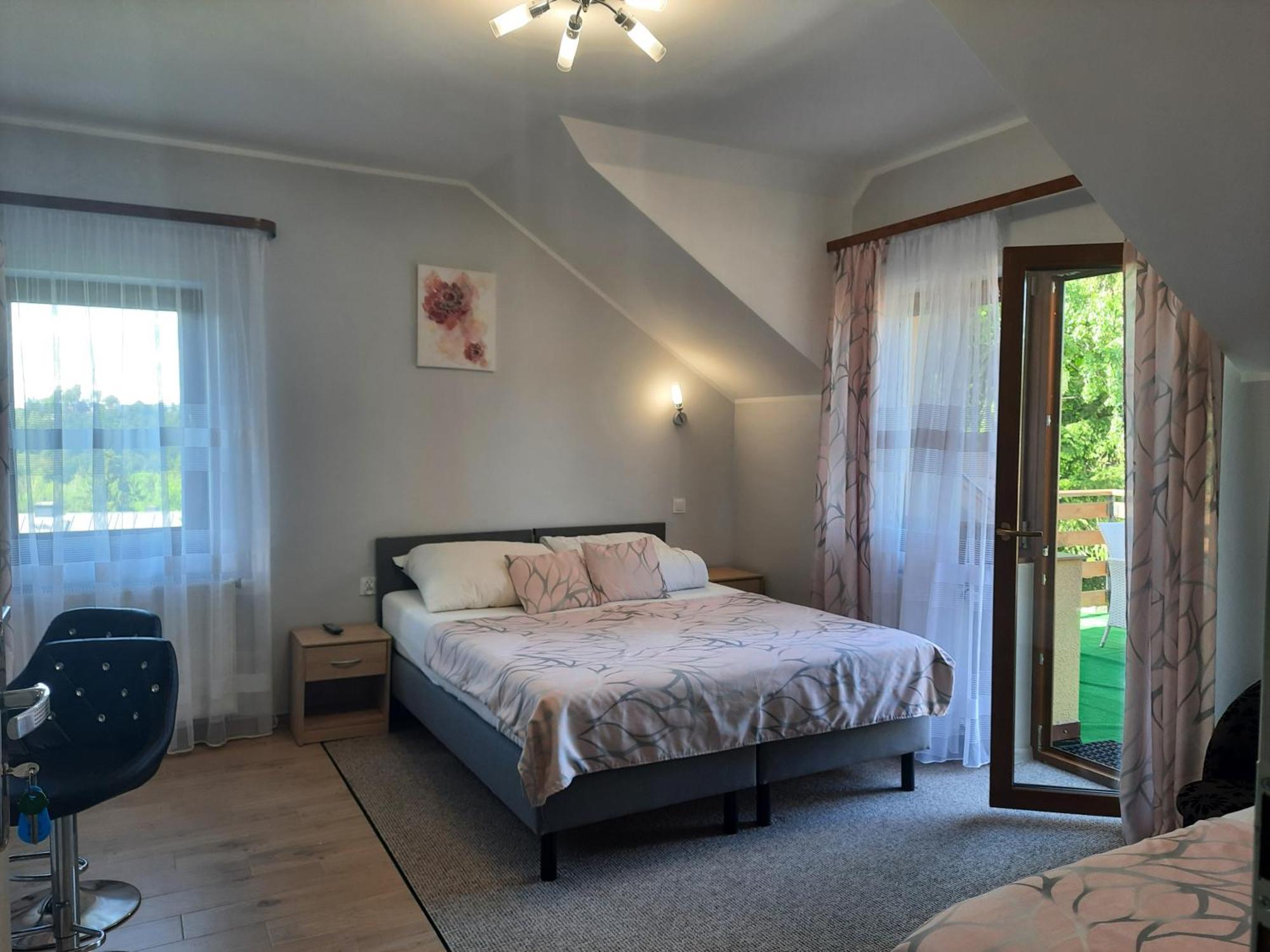 Willa Pawel Z Balia I Jacuzzi カルパッチ 部屋 写真